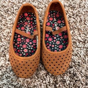 Carter’s ballet flats